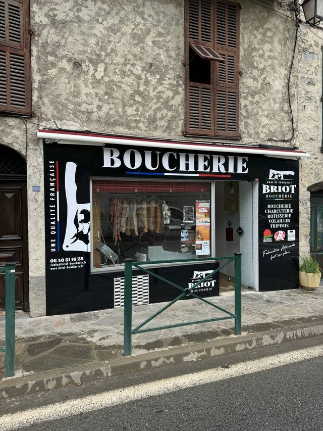 Enseigne & signalétique — Boucherie Briot : enseigne habillage vitrine boucherie touet sur var