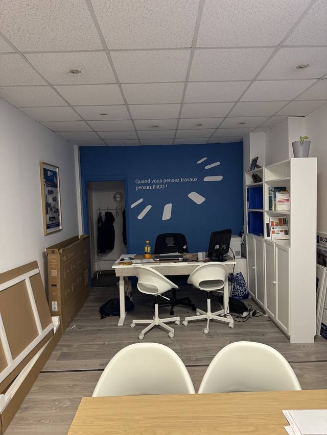 Enseigne & signalétique — illiCO travaux : adhesif mural decor bureau agence