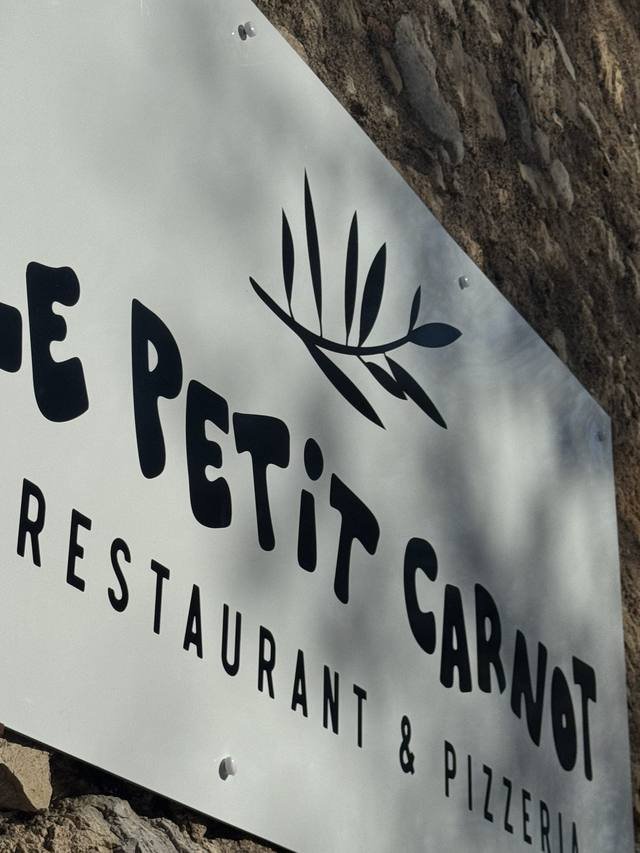 Enseigne & signalétique — Le Petit Carnot : plaque enseigne restaurant pizzeria