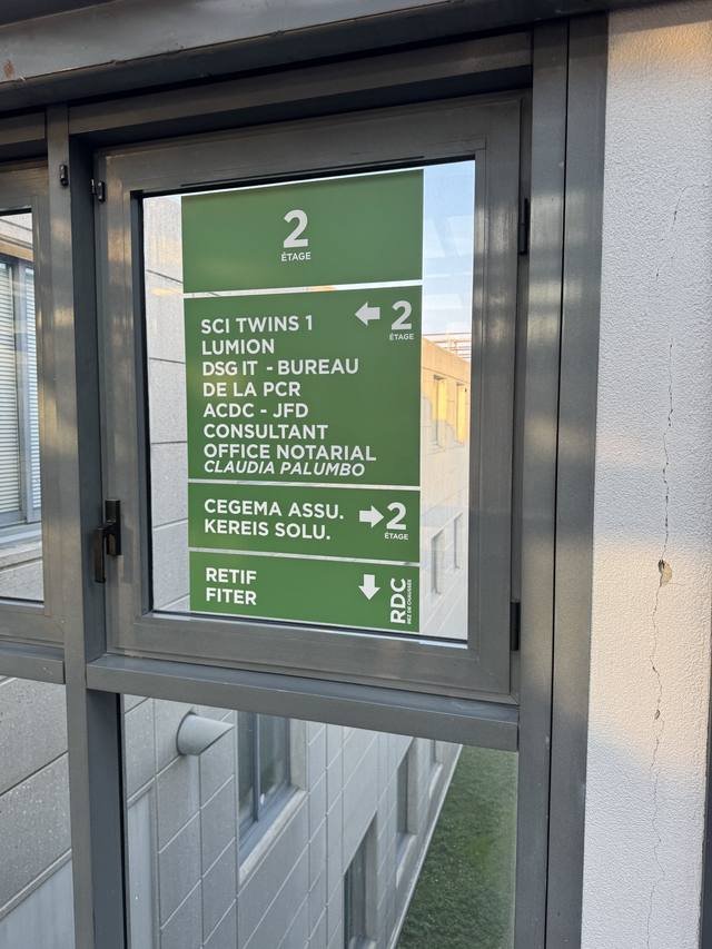 Enseigne & signalétique — SCI Twins 1 : signaletique etage directionnelle bureaux