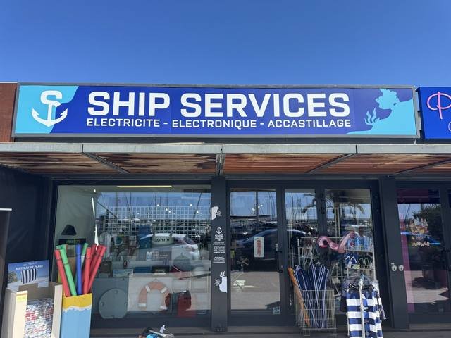Enseigne & signalétique — Ship Services : enseigne lumineuse vitrophanie accastillage