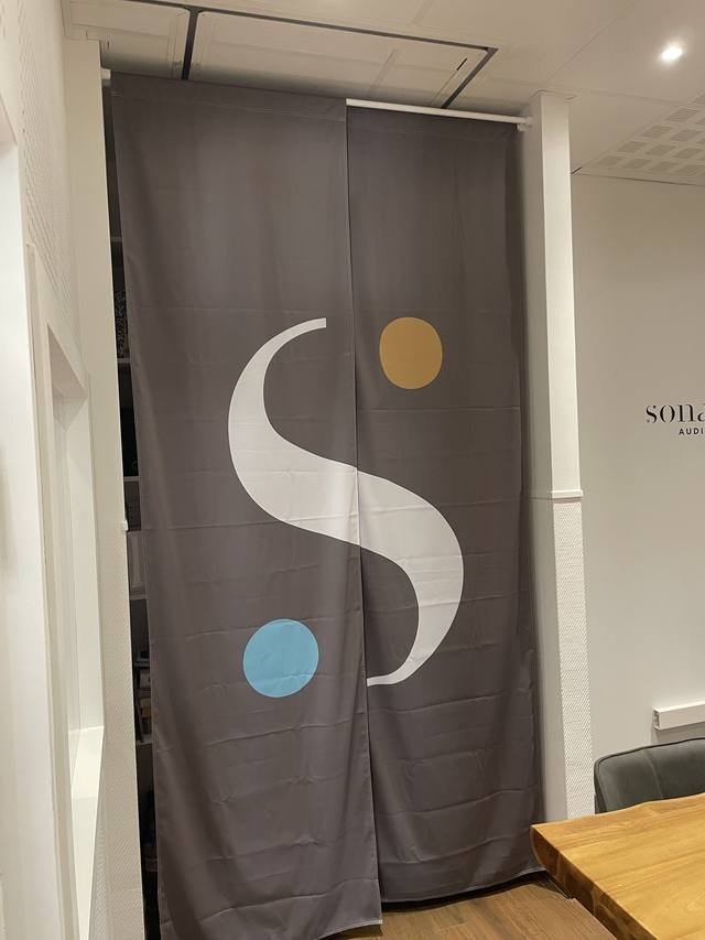 Impression grand format — Sonance Audition : habillage textile rideau decor interieur