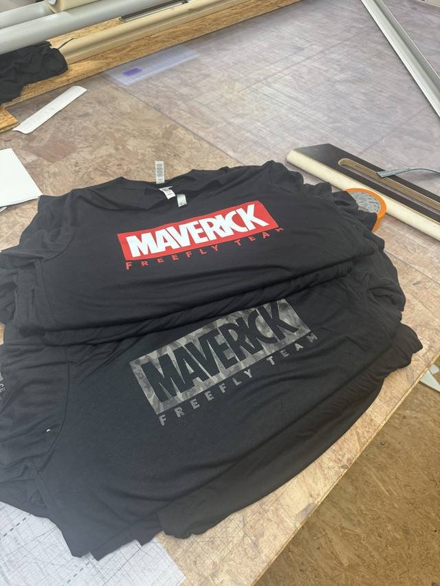 Marquage textile — Maverick Freefly Team : flocage tshirt club parachutisme