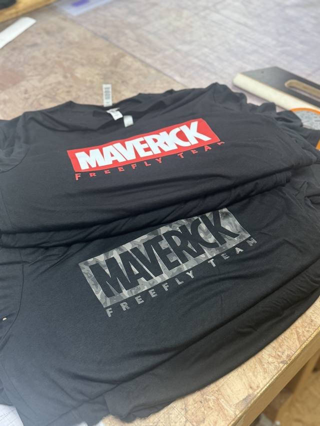 Marquage textile — Maverick Freefly Team : flocage tshirt club parachutisme