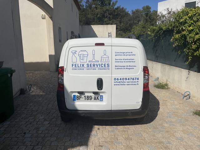 Marquage véhicule — Félix Services : marquage utilitaire conciergerie nettoyage