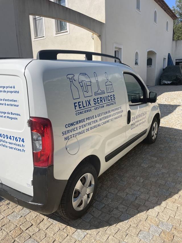 Marquage véhicule — Félix Services : marquage utilitaire conciergerie nettoyage
