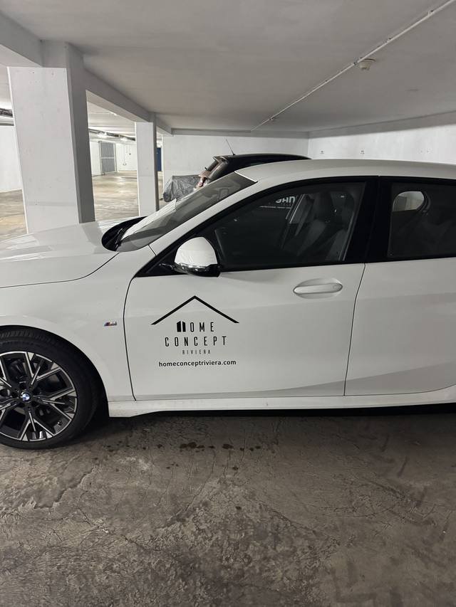Marquage véhicule — Home Concept Riviera : lettrage voiture societe renovation