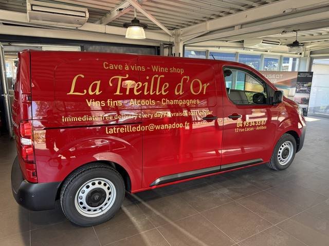 Marquage véhicule — La Treille d'Or : habillage complet fourgon cave a vins antibes