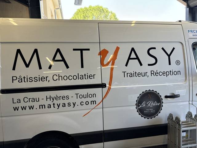 Marquage véhicule — Matyasy : habillage camion patissier chocolatier traiteur