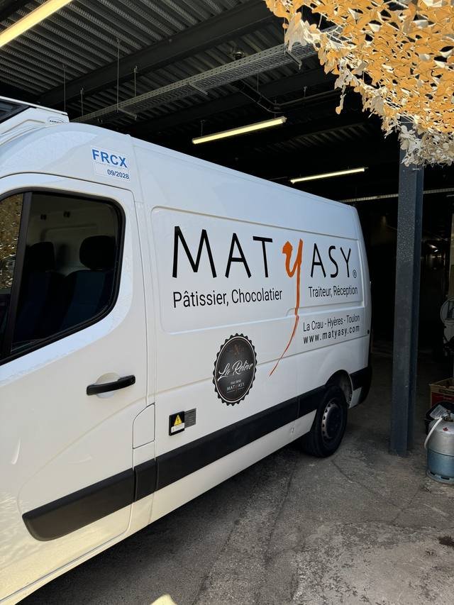 Marquage véhicule — Matyasy : habillage camion patissier chocolatier traiteur