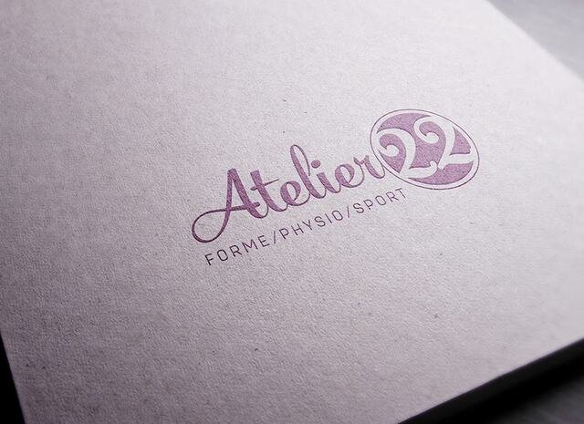 Logo Atelier 22 imprimé en gaufrage sur papier de création